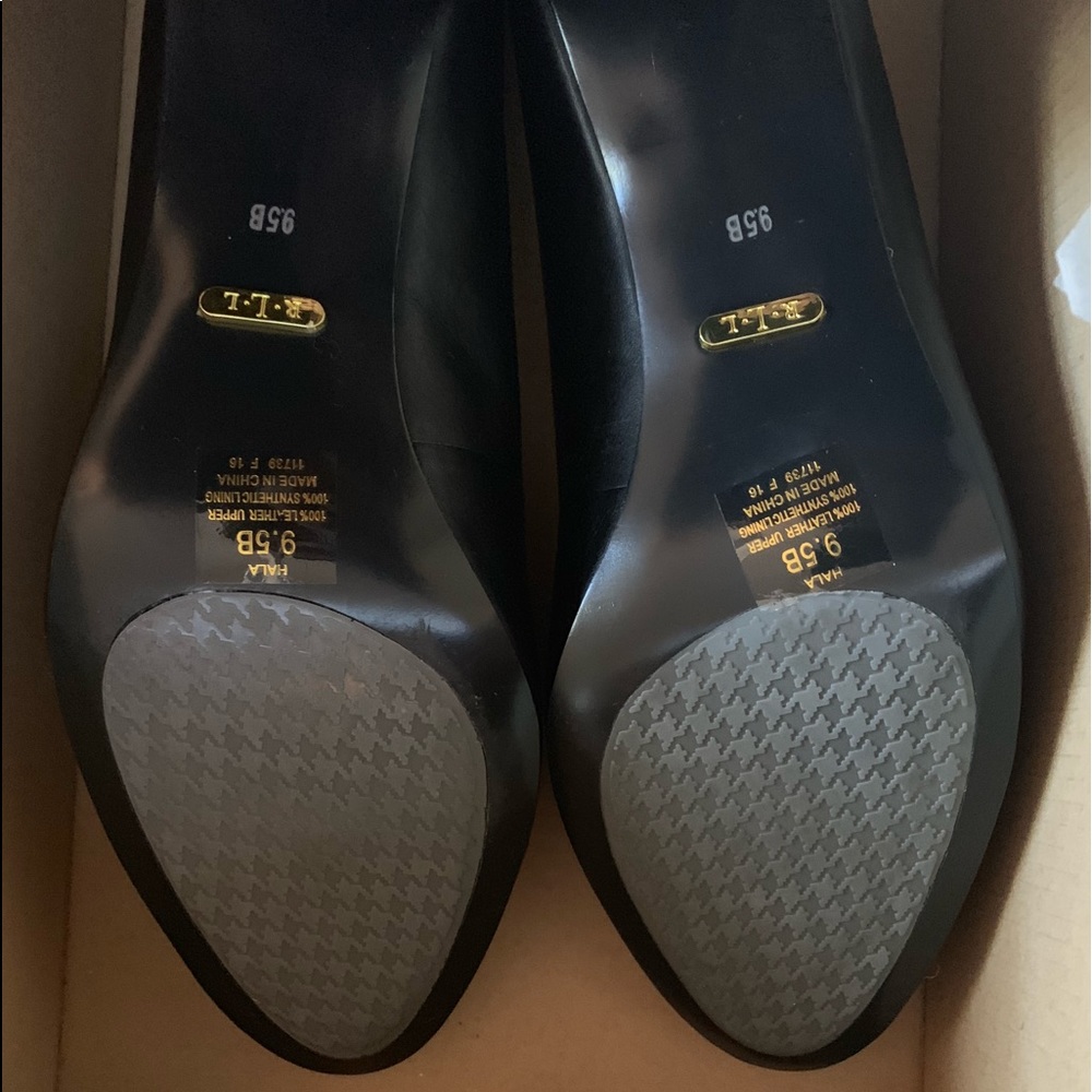 Ralph Lauren leather pump - Picture 2 of 3